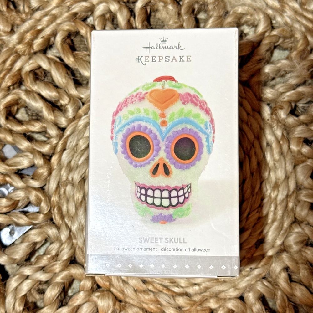 Hallmark Keepsake Ornament "Sweet‎ Skull" Halloween 2014 Sugar Skull Day of Dead